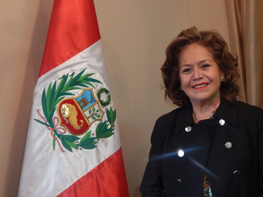 la-embajadora-maria-teresa-merino-de-hart-consul-general-del-peru-en-nueva-york
